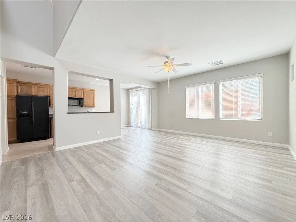 9517 Van Halen Lane — photo 3