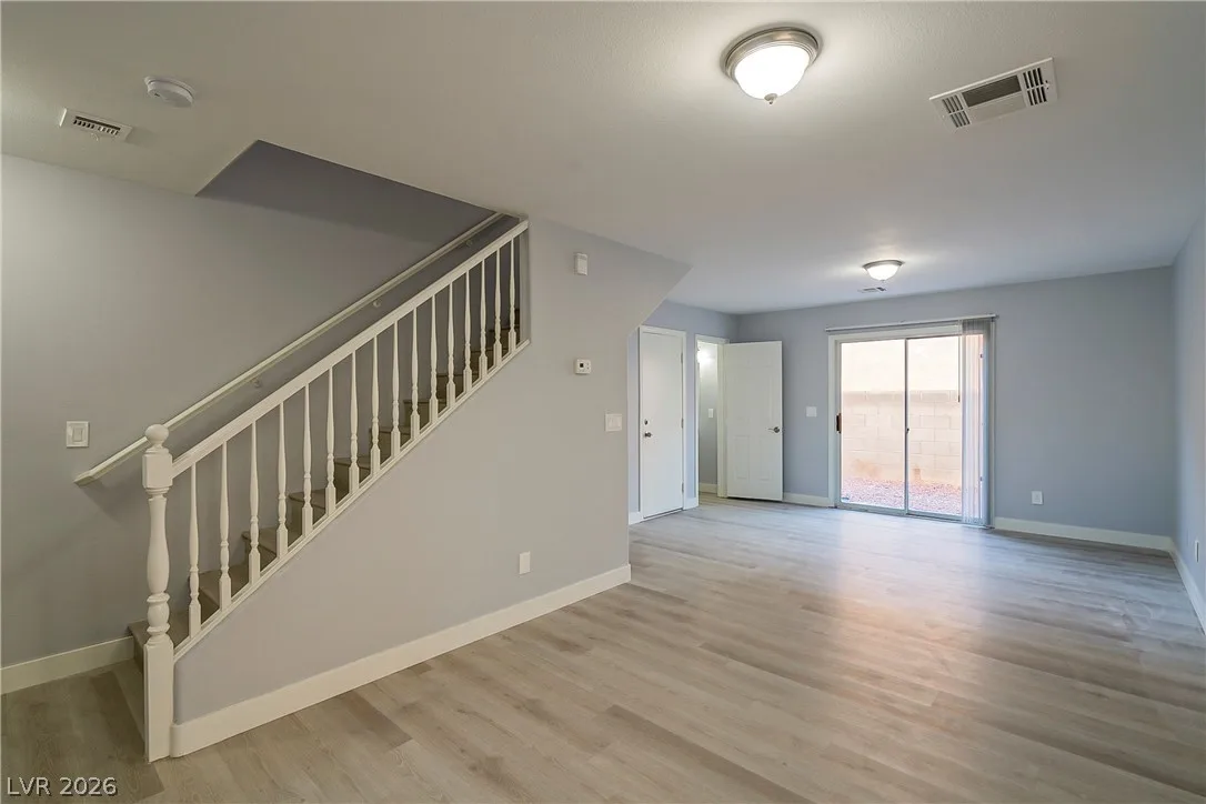 4052 EMERALD WOOD Street — photo 2