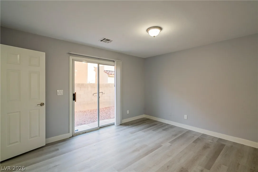 4052 EMERALD WOOD Street — photo 5