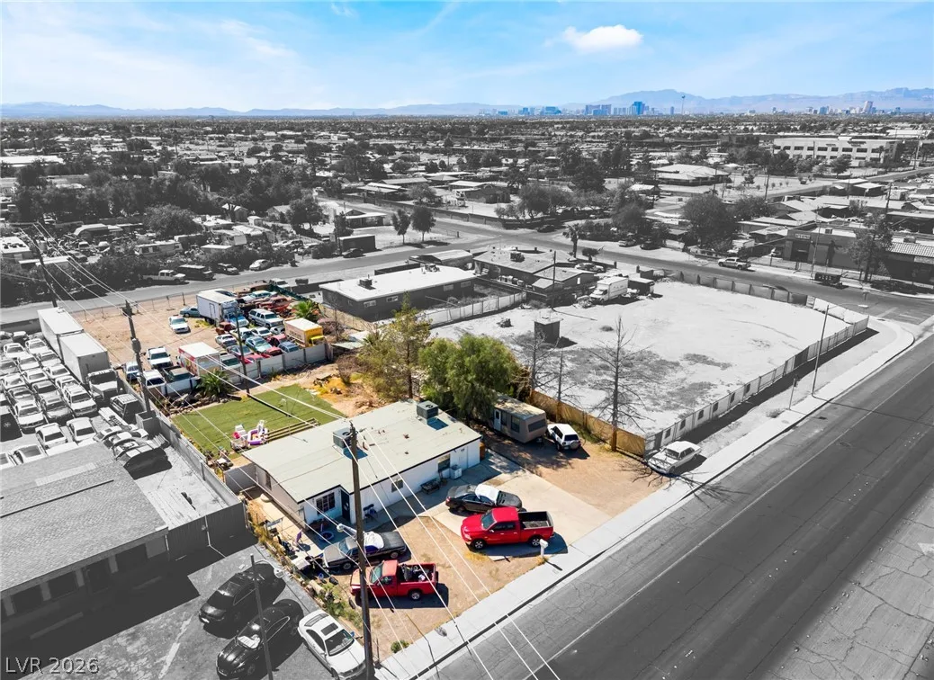 5351 East Lake Mead Boulevard — photo 1