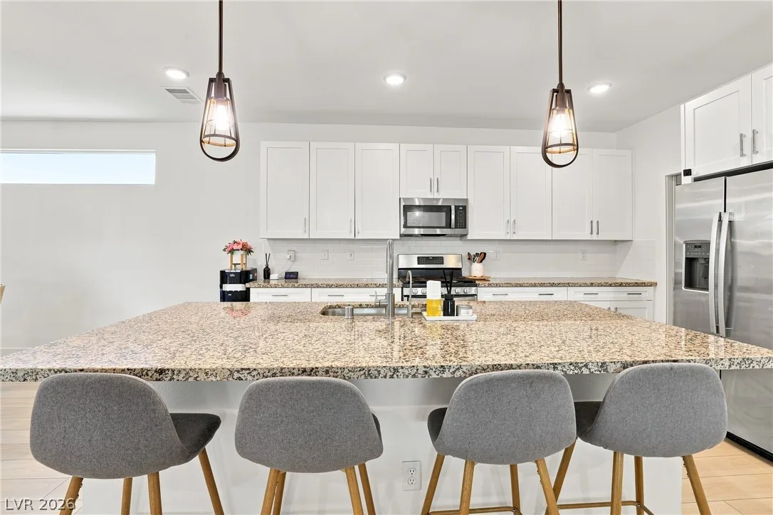 709 Emerson Creek Court — photo 4