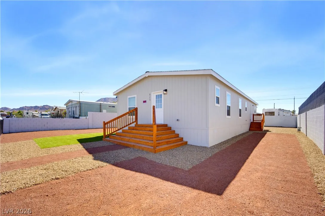 6175 Bryce Canyon Avenue — photo 1