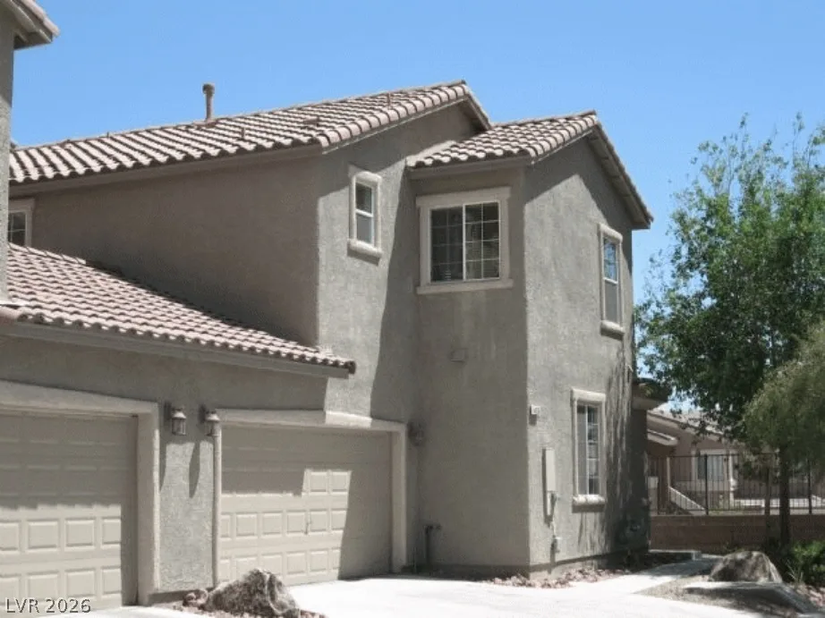 4026 Sparrow Rock Street — photo 5