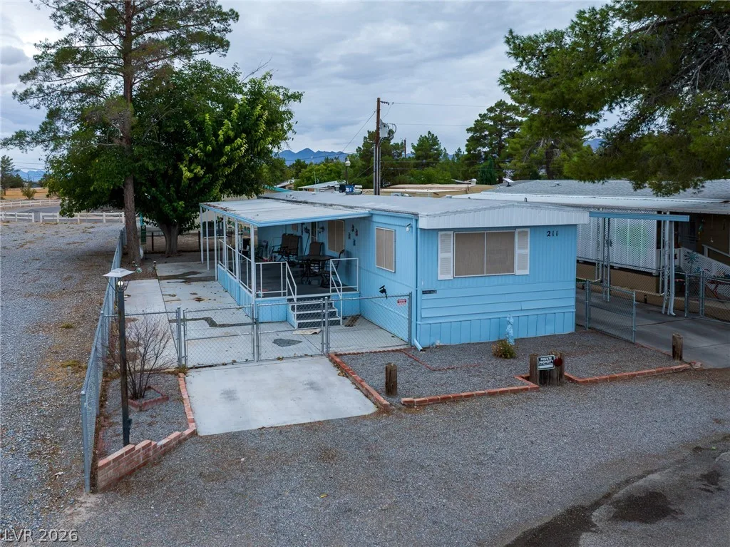 211 Bonnie Claire Court — photo 1