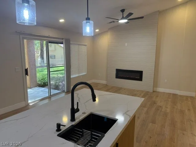 2924 Linkview Drive — photo 2