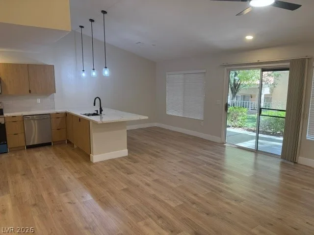 2924 Linkview Drive — photo 3