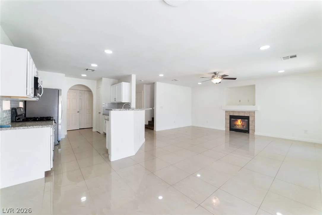 9632 Gatesville Avenue — photo 3