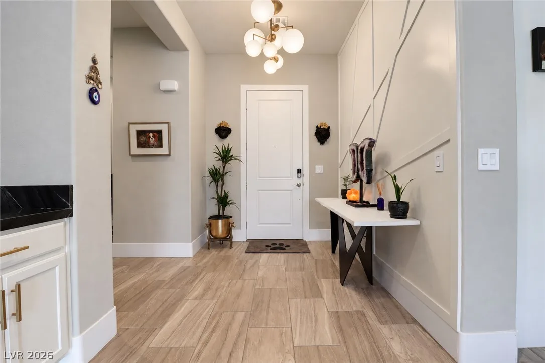 7083 Falabella Ridge Avenue — photo 5