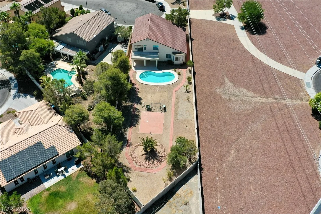 8332 Spring Arts Avenue — photo 3