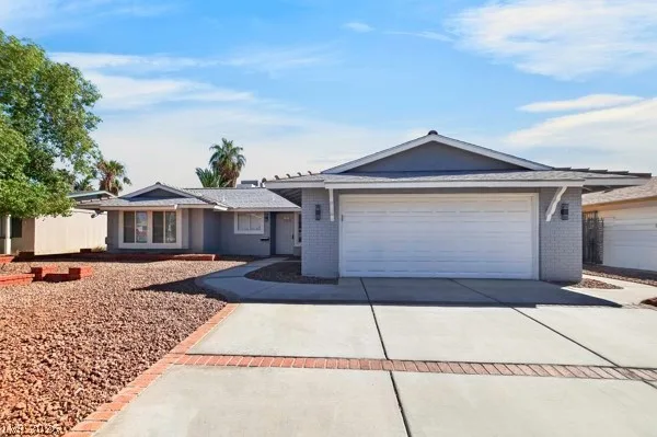 4284 Annie Oakley Drive — photo 5
