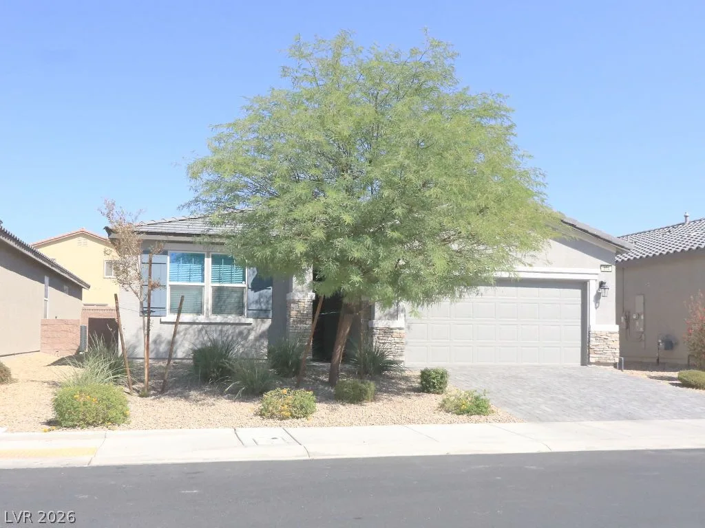 374 Hellebores Avenue — photo 1