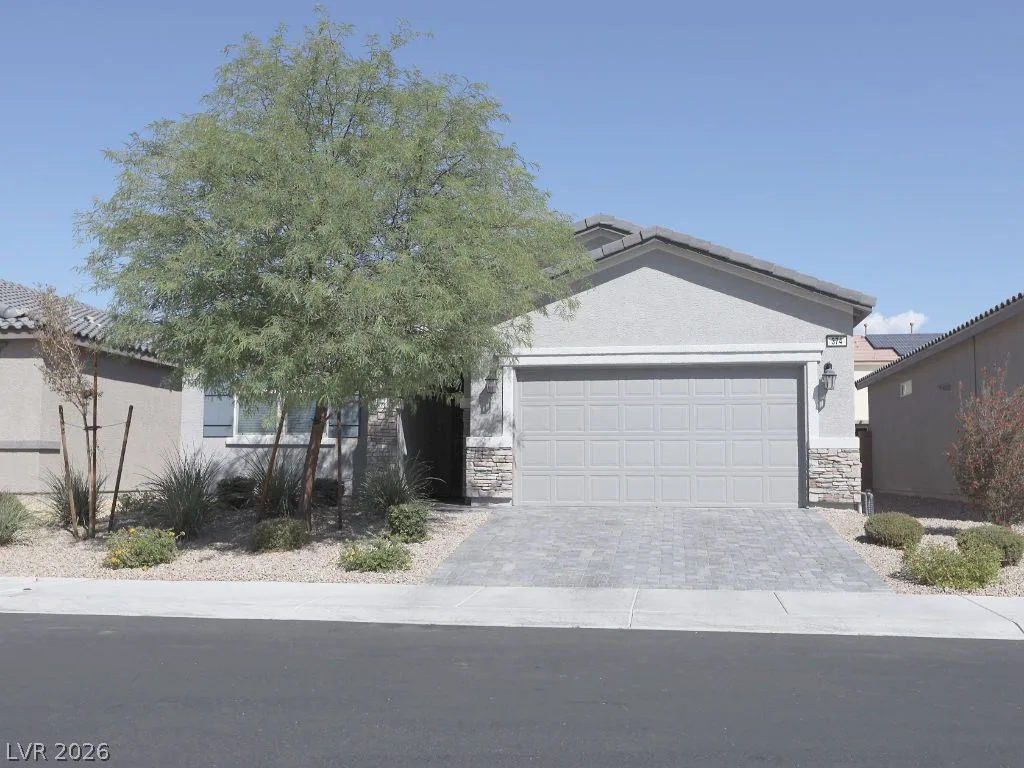 374 Hellebores Avenue — photo 2