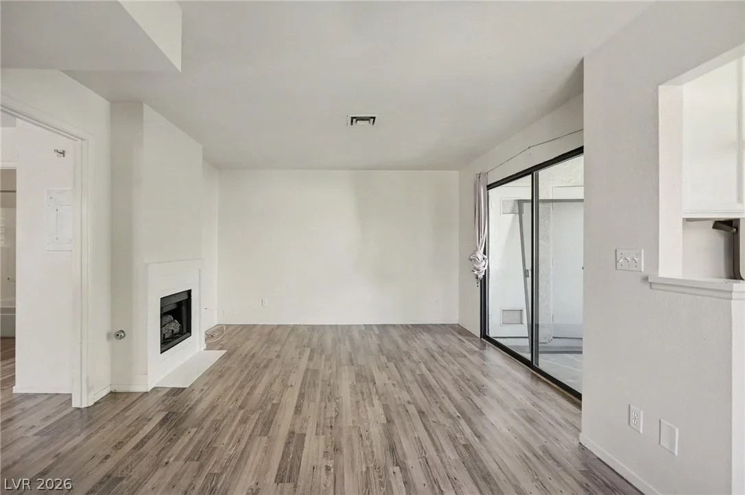 4889 South Torrey Pines Drive 201 — photo 5