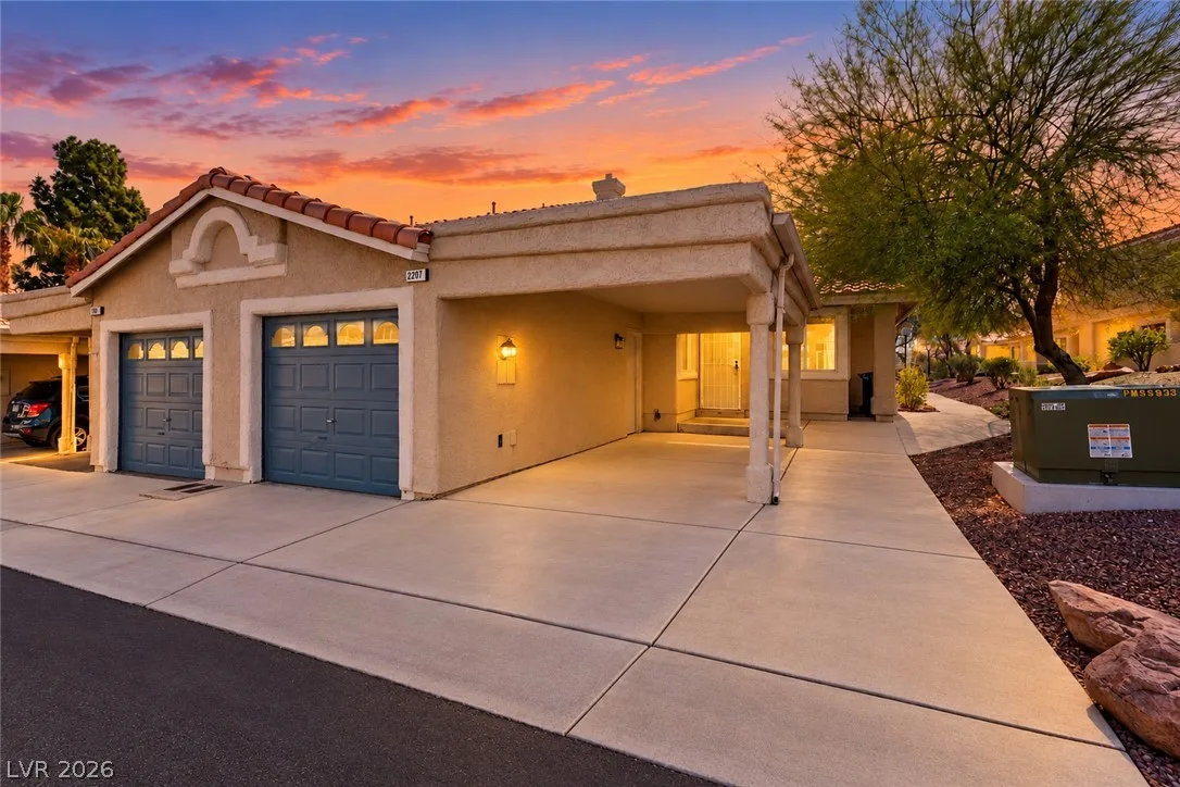 2207 Camel Mesa Drive — photo 1