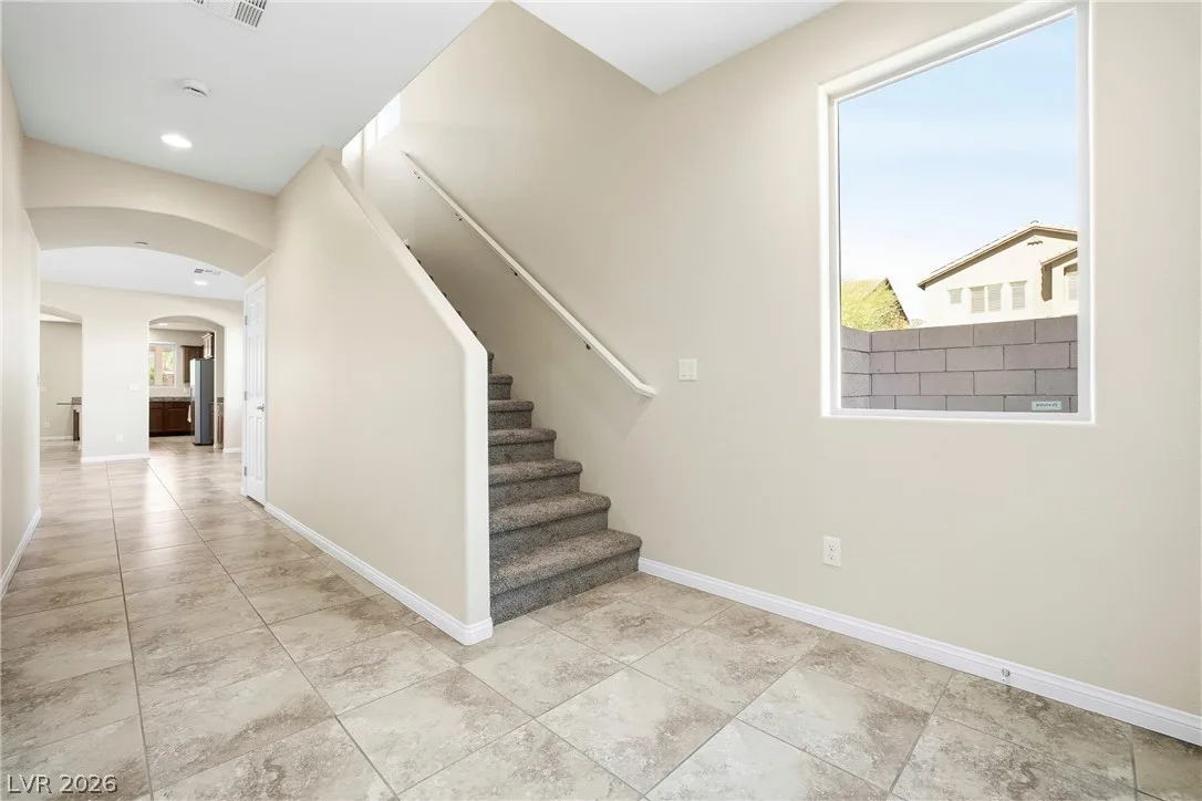 2221 Mundare Drive — photo 4