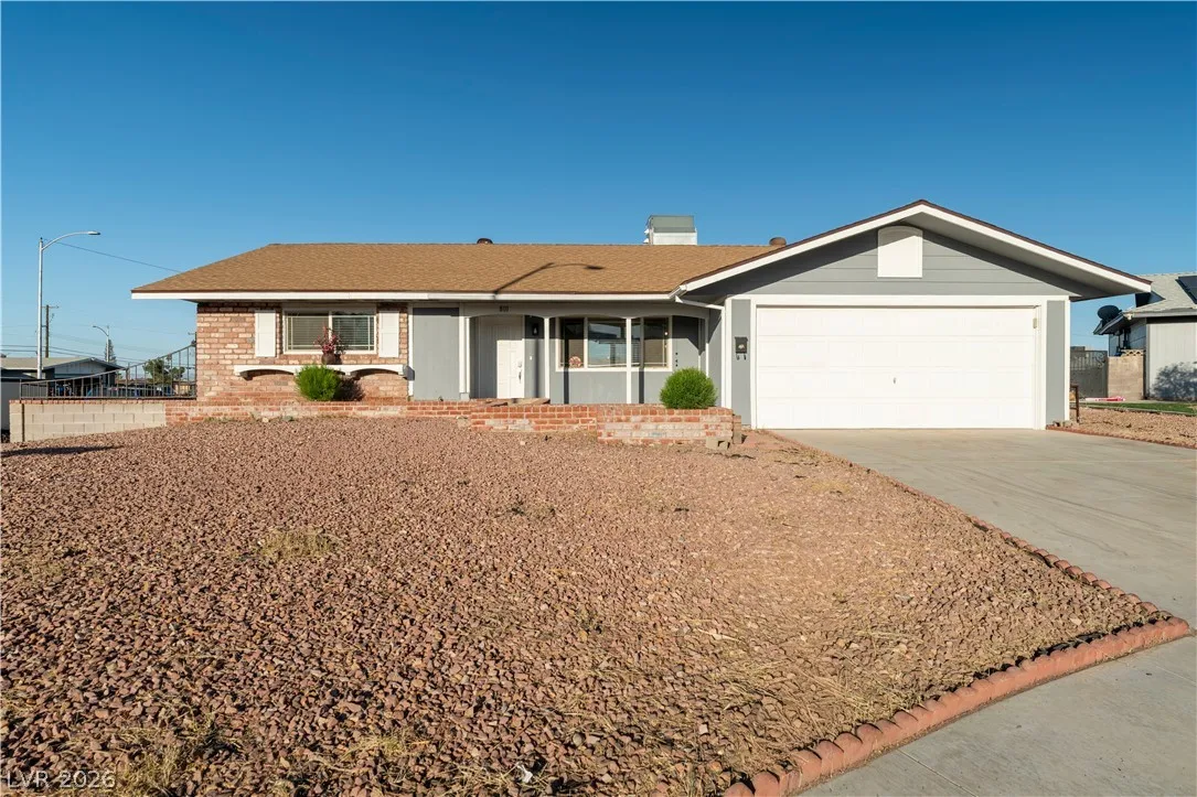 801 Sanford Court — photo 1