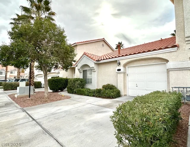 5255 Island Chain Road — photo 1
