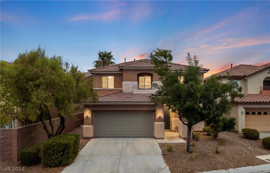 537 Lacabana Beach Drive — photo 1