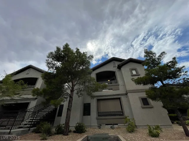 8250 North Grand Canyon Drive 2040 — photo 1
