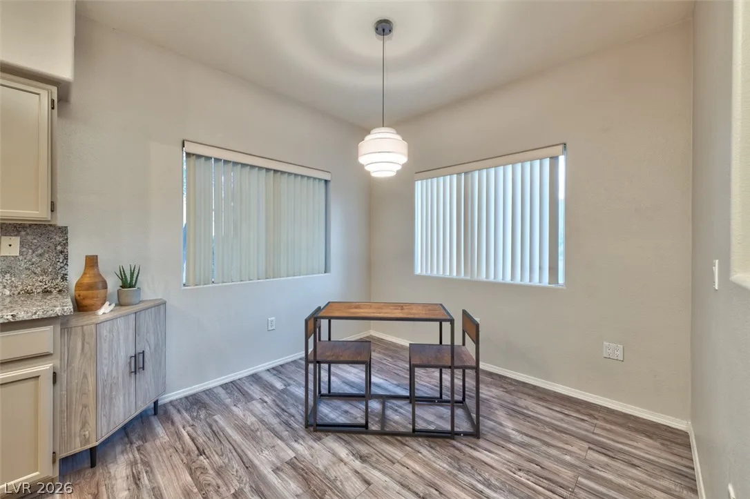 1050 East Cactus Avenue 1081 — photo 3