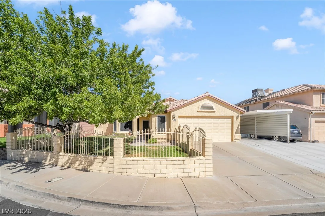125 Heather Drive — photo 1