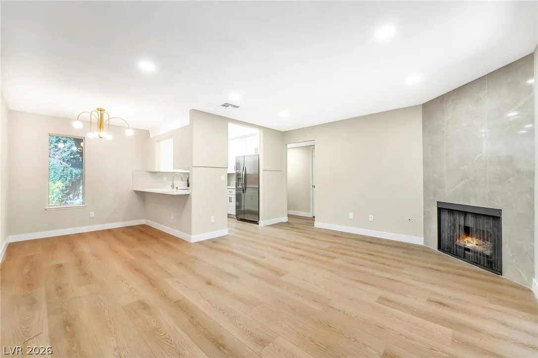 601 Cabrillo Circle 431 — photo 2