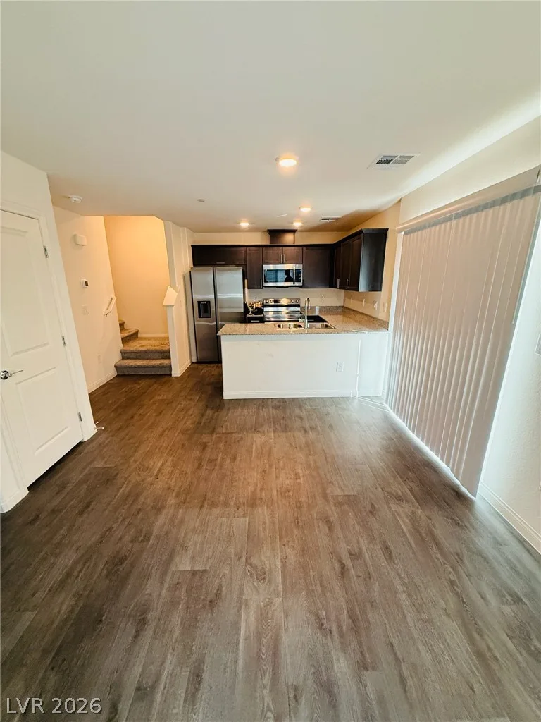 2742 Matador Red Avenue — photo 5