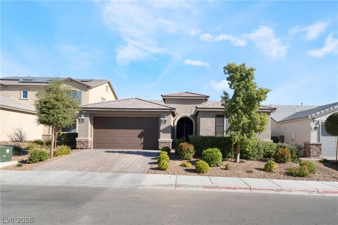 1430 Dire Wolf Avenue — photo 1