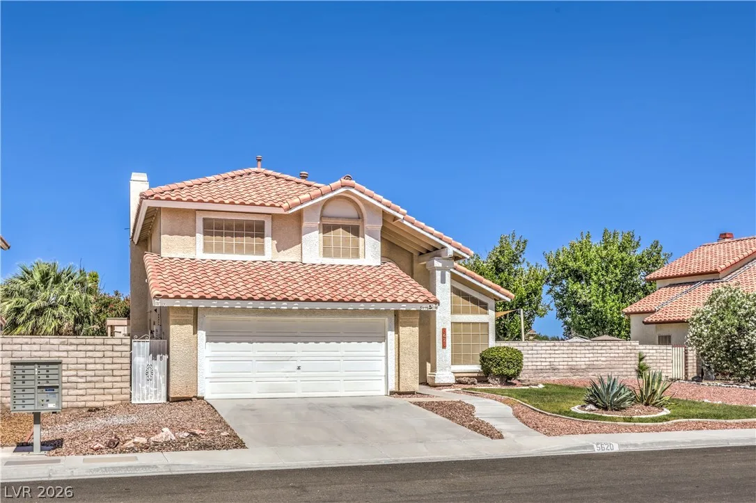 5620 Indian Ridge Drive — photo 1