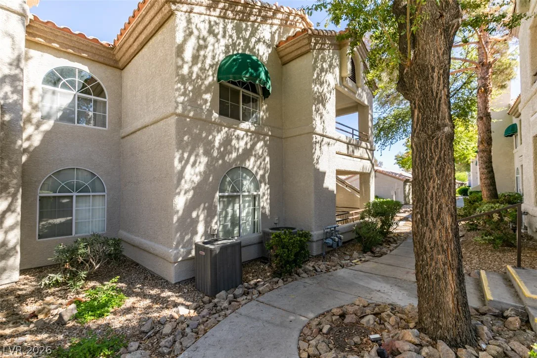 2251 Wigwam Parkway 1121 — photo 4