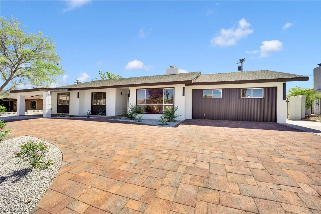 1725 Seneca Lane — photo 4