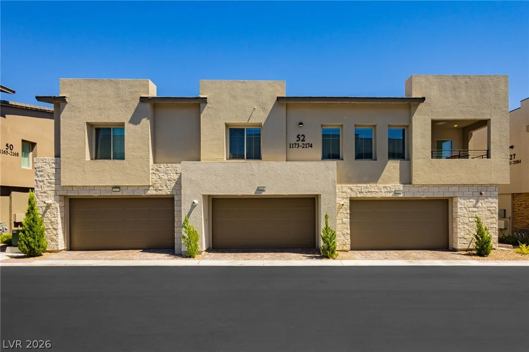 600 North Carriage Hill Drive 2174 — photo 1