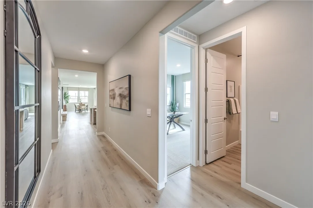 1216 Jorian Bay Drive — photo 4