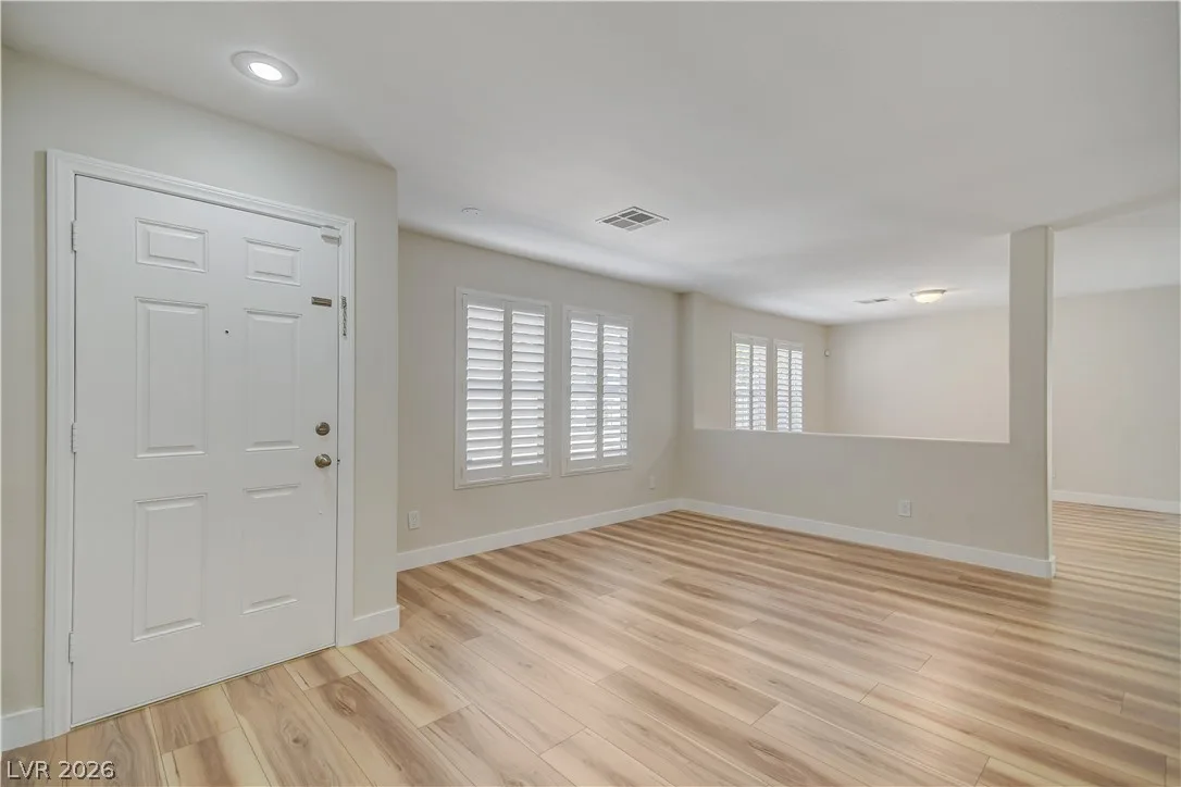 1134 Cathedral Ridge Street — photo 5