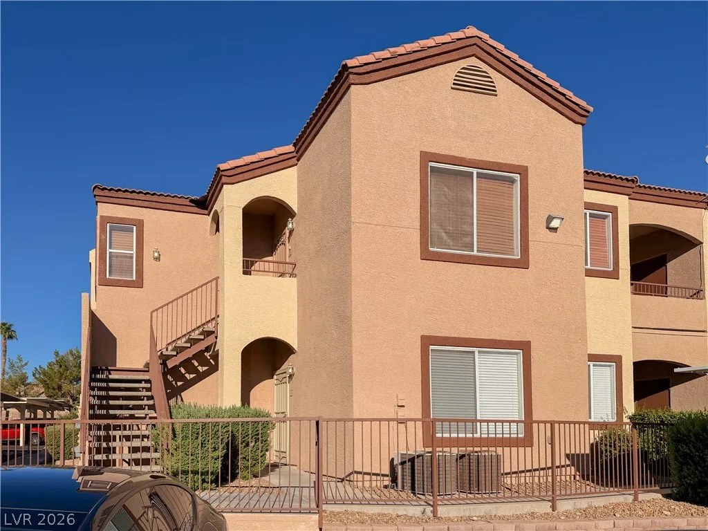9580 West Reno Avenue 124 — photo 3