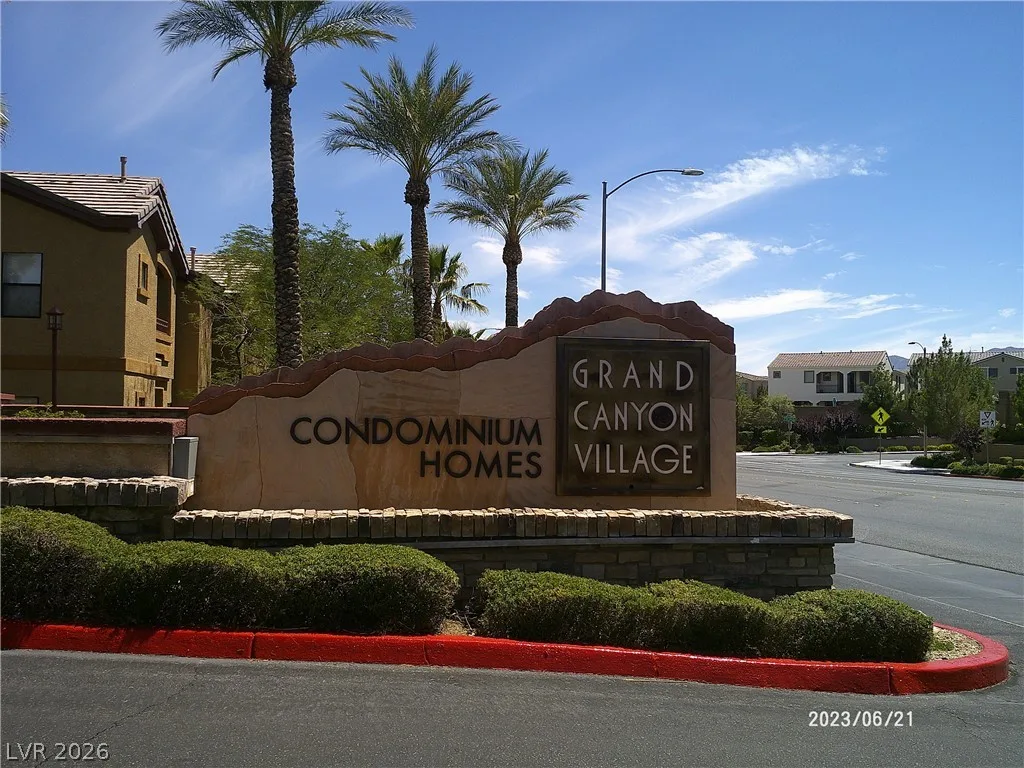 8250 North Grand Canyon Drive 2021 — photo 3