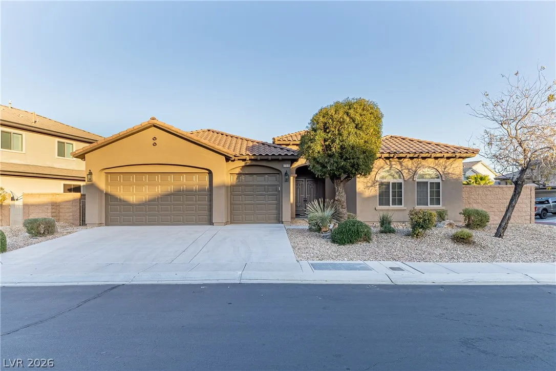 7312 Pinfeather Way — photo 2