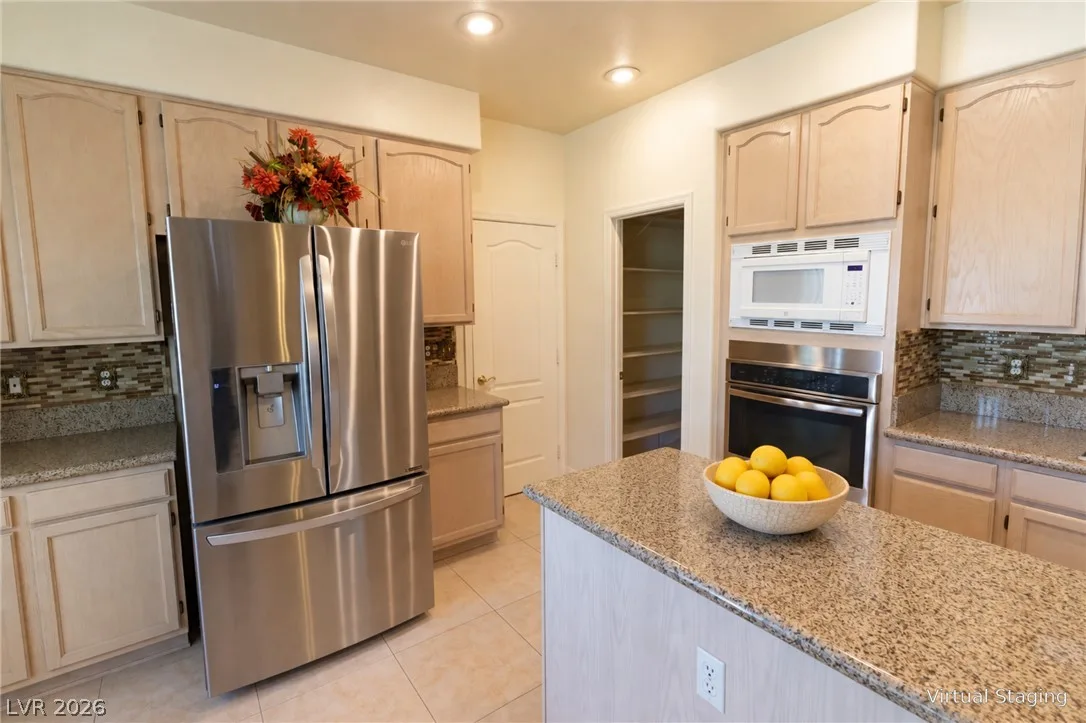 2880 Cooper Creek Drive — photo 3