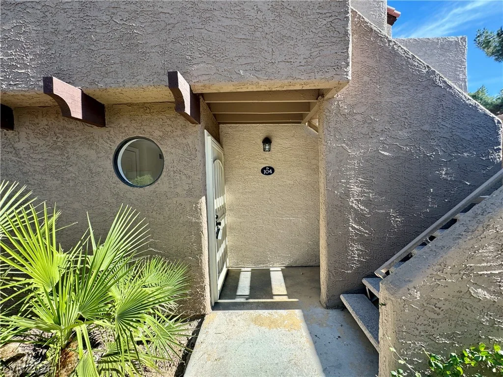 2964 Juniper Hills Boulevard 104 — photo 2