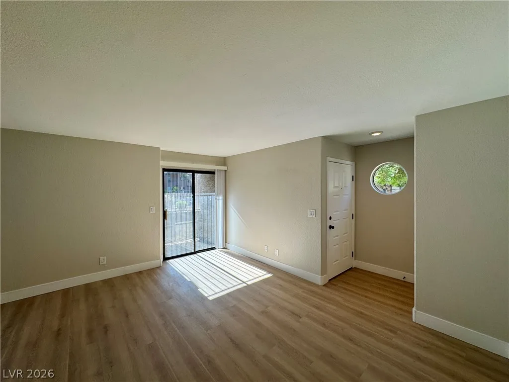 2964 Juniper Hills Boulevard 104 — photo 3