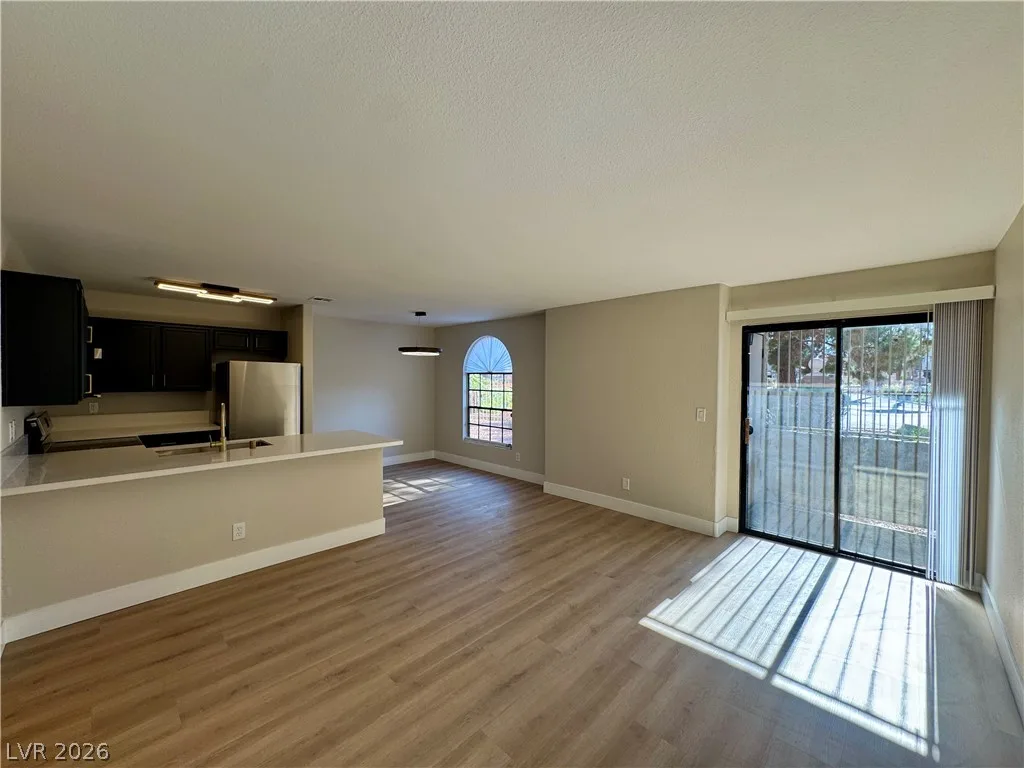 2964 Juniper Hills Boulevard 104 — photo 4