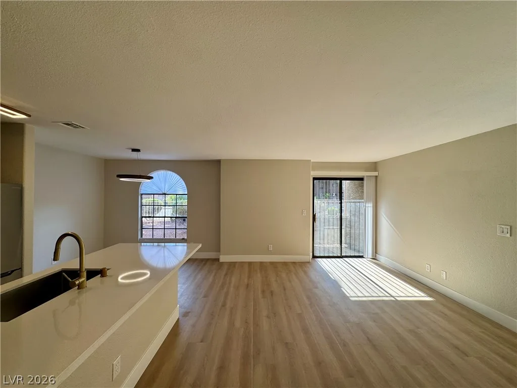 2964 Juniper Hills Boulevard 104 — photo 5