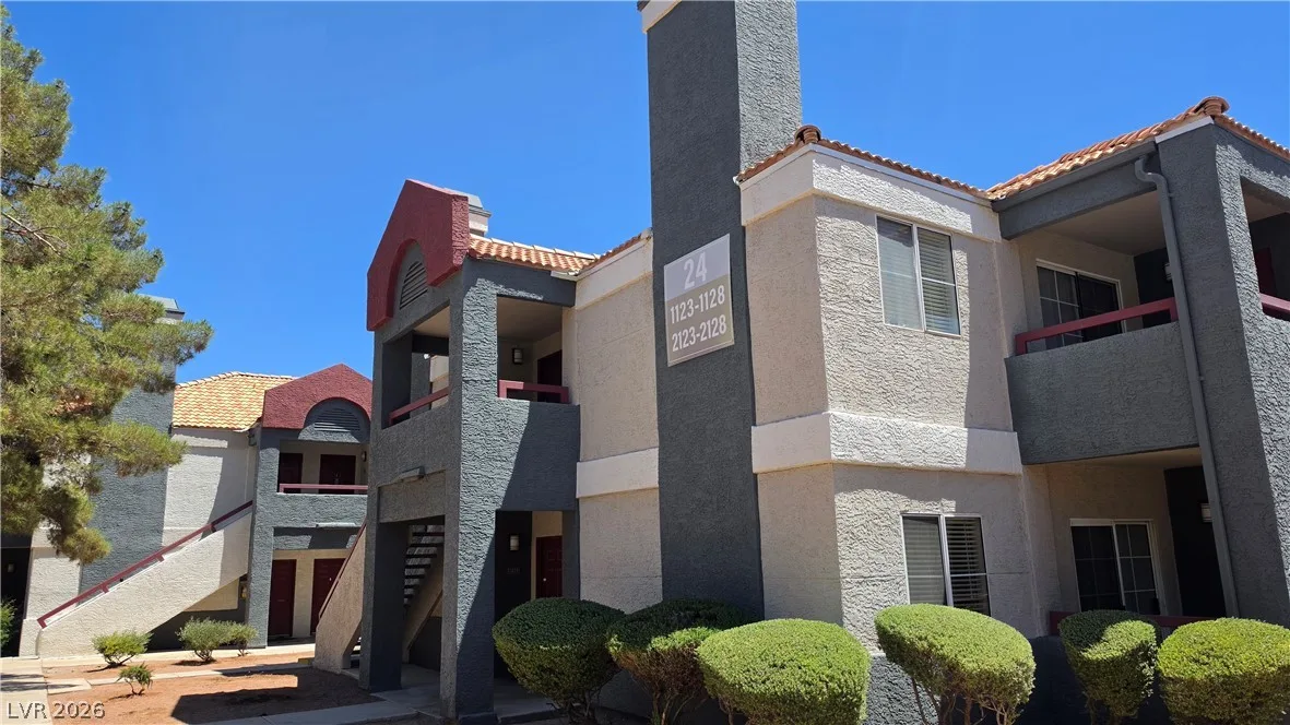 8600 CHARLESTON Boulevard 2124 — photo 1