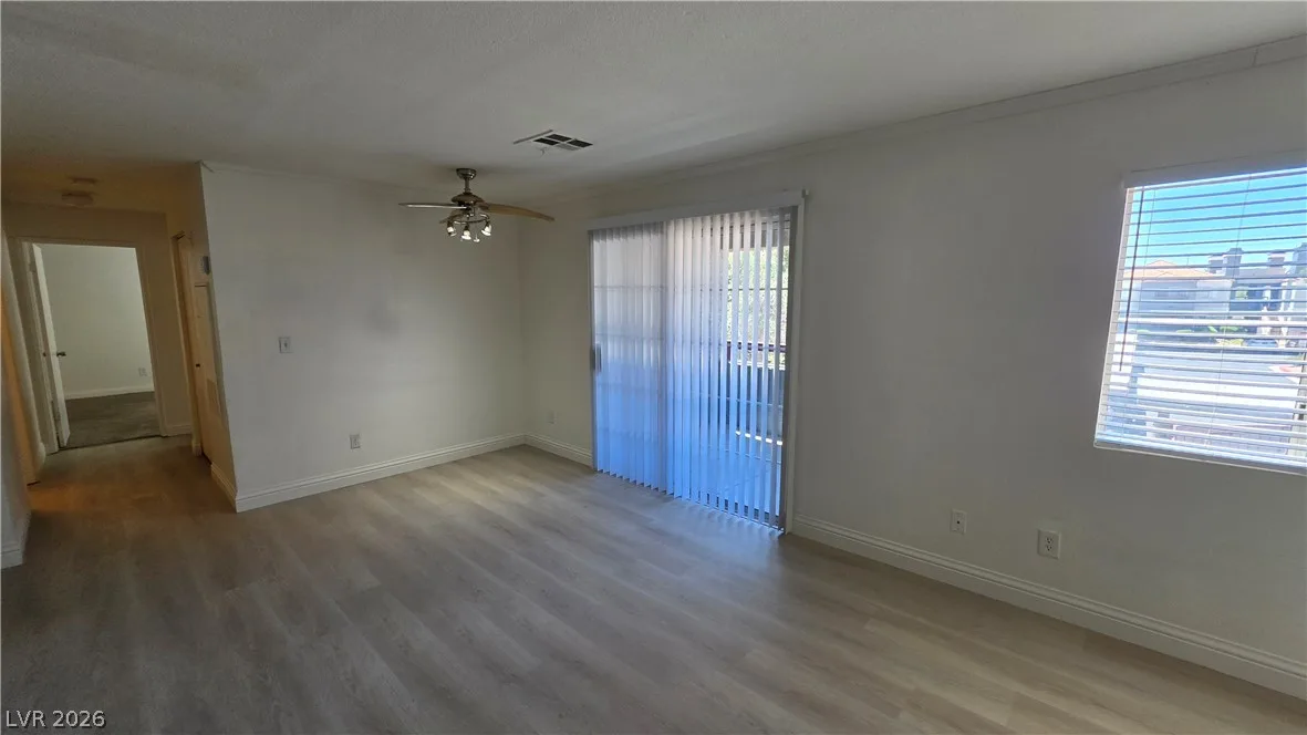 8600 CHARLESTON Boulevard 2124 — photo 4
