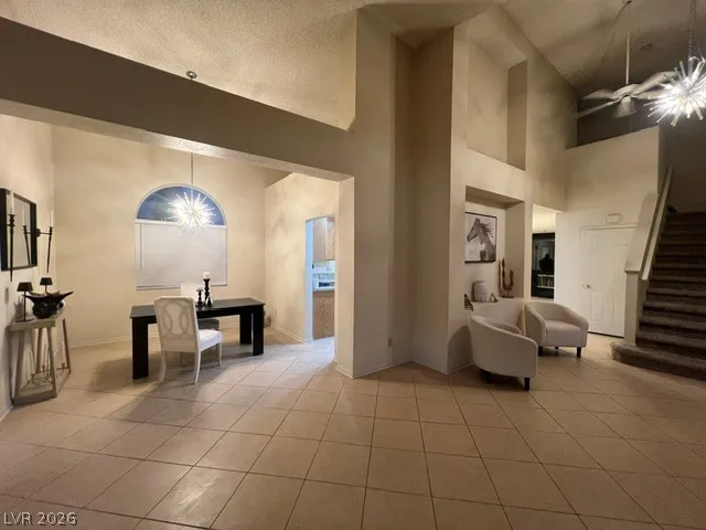 3804 West Red Coach Avenue — photo 3