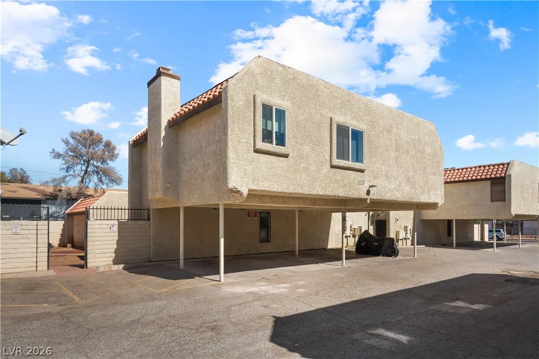 2201 Sun Avenue D — photo 2
