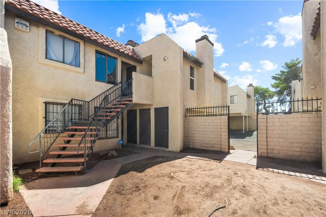 2201 Sun Avenue D — photo 3