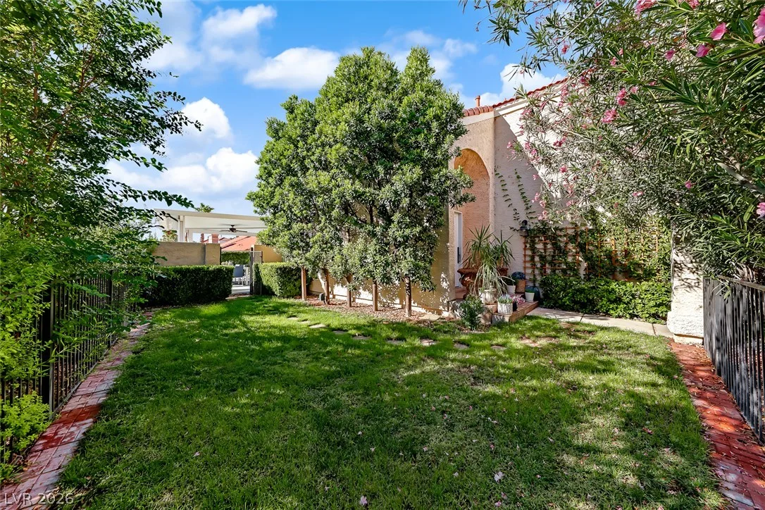 9701 Sierra Mesa Avenue — photo 5