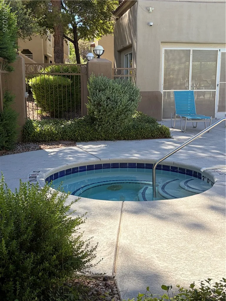 1901 Rio Canyon Court 202 — photo 2