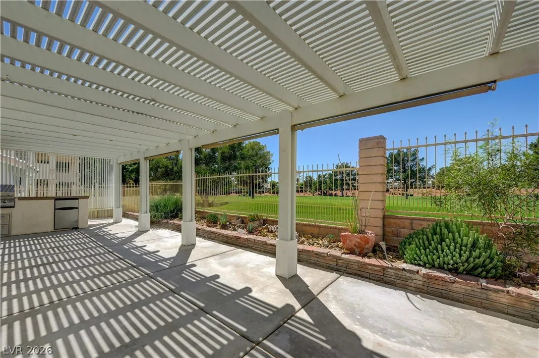 4925 Cedar Lawn Way — photo 2
